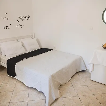 Apartment Happy Room-2' From Sea Kalamata